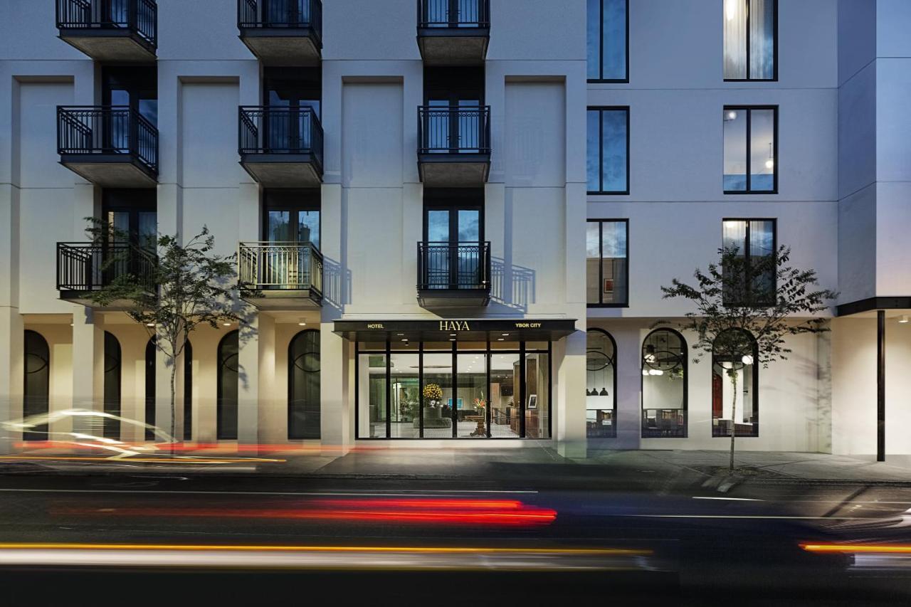 Hotel Haya Tampa Bagian luar foto