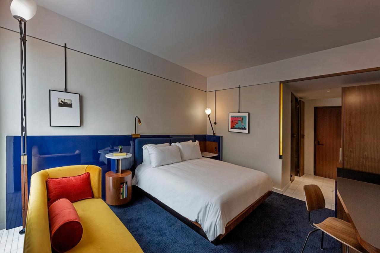 Hotel Haya Tampa Bagian luar foto
