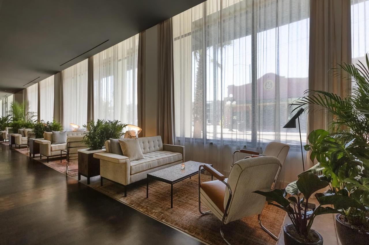 Hotel Haya Tampa Bagian luar foto
