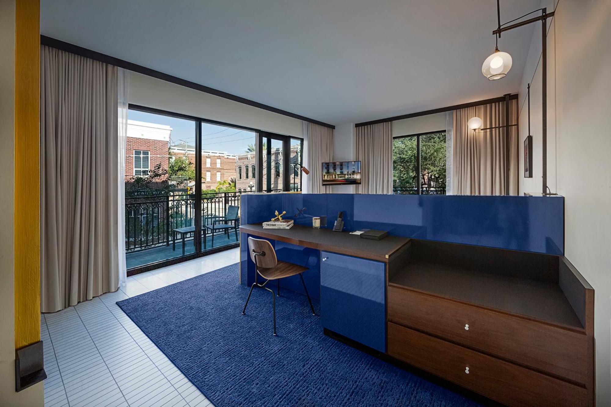 Hotel Haya Tampa Bagian luar foto