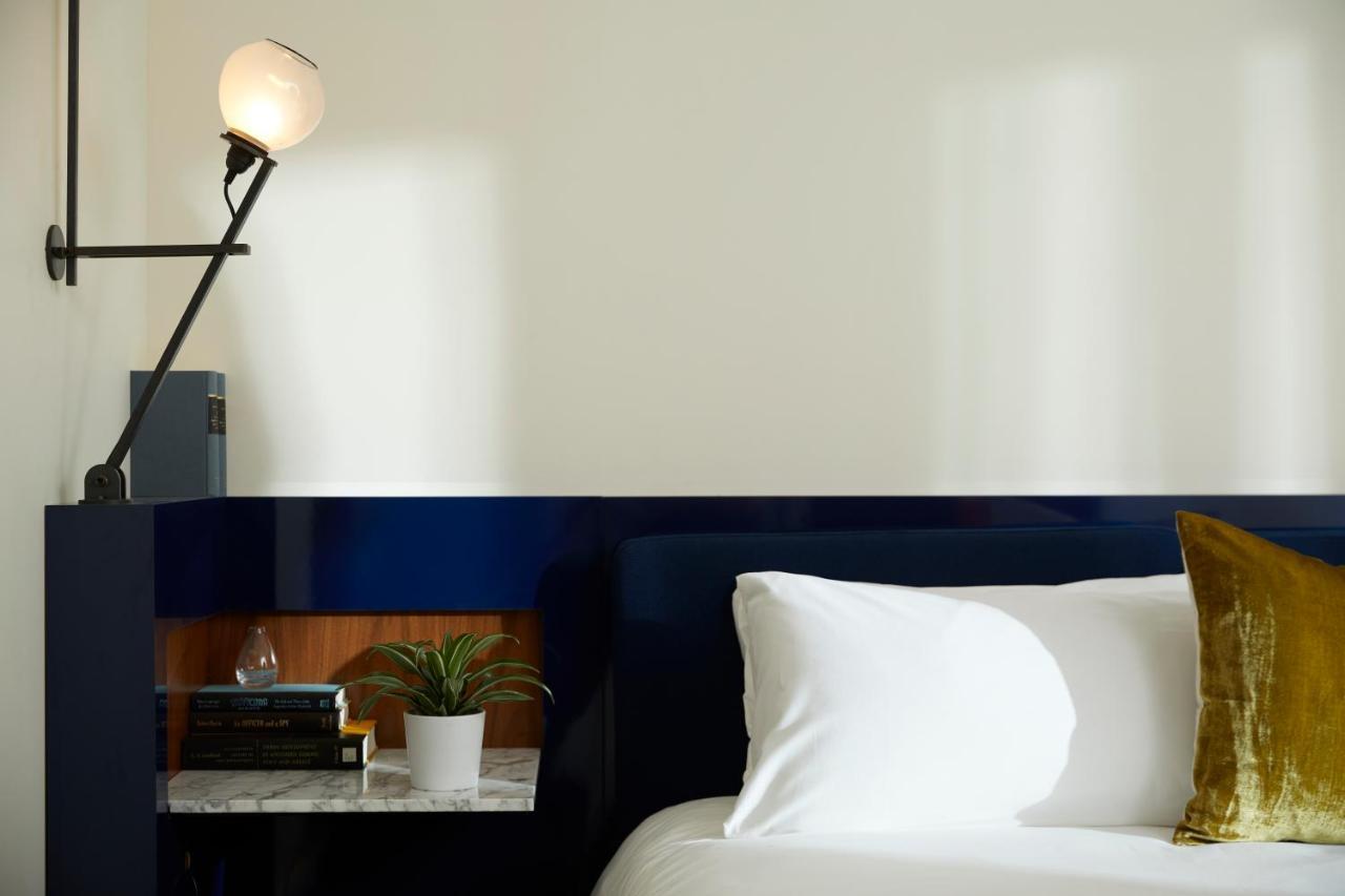 Hotel Haya Tampa Bagian luar foto